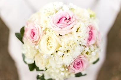 Perfect Moment by A, Organisateur de Mariage à Condren