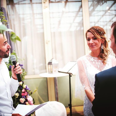 Arnaud Cérémonie, Prestataire de Mariage à Tremblay-en-France