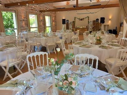 Domaine du Grand Cerf Blanc, Prestataire de Mariage à Courtivron