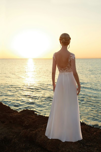 Confidence Couture, Prestataire de Mariage à Brison-Saint-Innocent