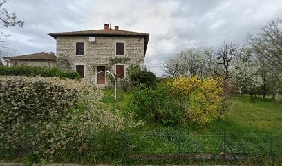 Cabaret Circus, Organisateur de Mariage à Jayat