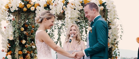 Aria - Cérémonie Laïque En Musique - Officiant Cérémonie Laïque & Chanteuse, Prestataire de Mariage à Saint-Pierre-de-Vassols