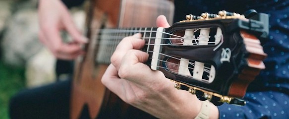 Wedding Guitar South of France, Prestataire de Mariage à Lasserre De Prouille