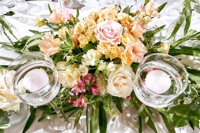 Les Ambiances De Yami - Décoratrice Fleuriste Organisatrice De Mariage, Organisateur de Mariage à Cambernard